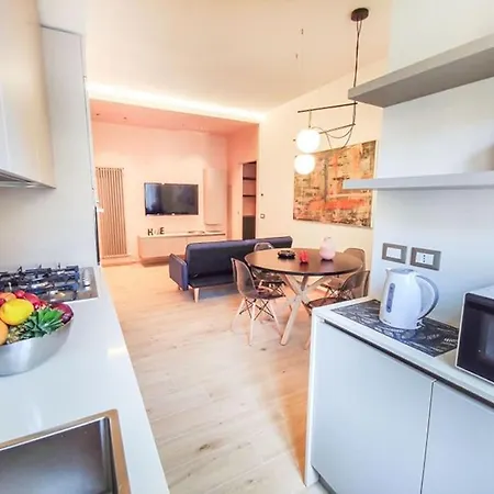 Trilocale Luciani Di Design Appartement *